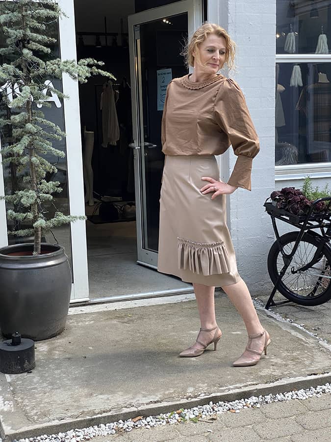 SKIND NEDERDEL - Midi nederdel i skind - Couture de Luxe