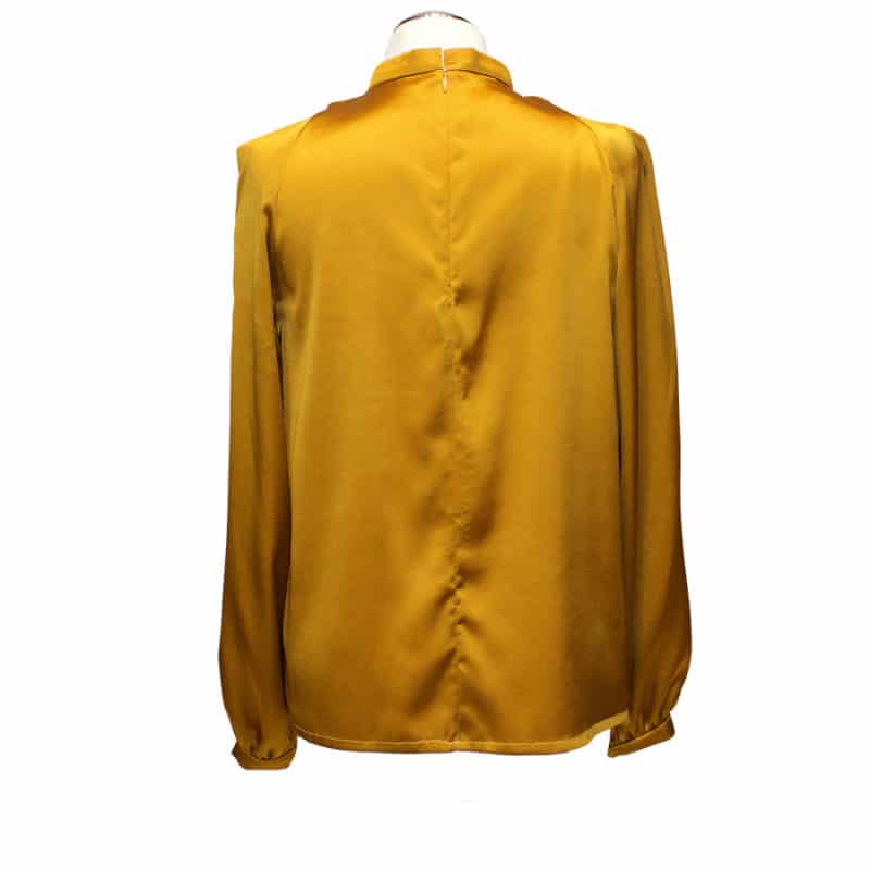 silke bluse senneps gul dansk design og produktion bagfra