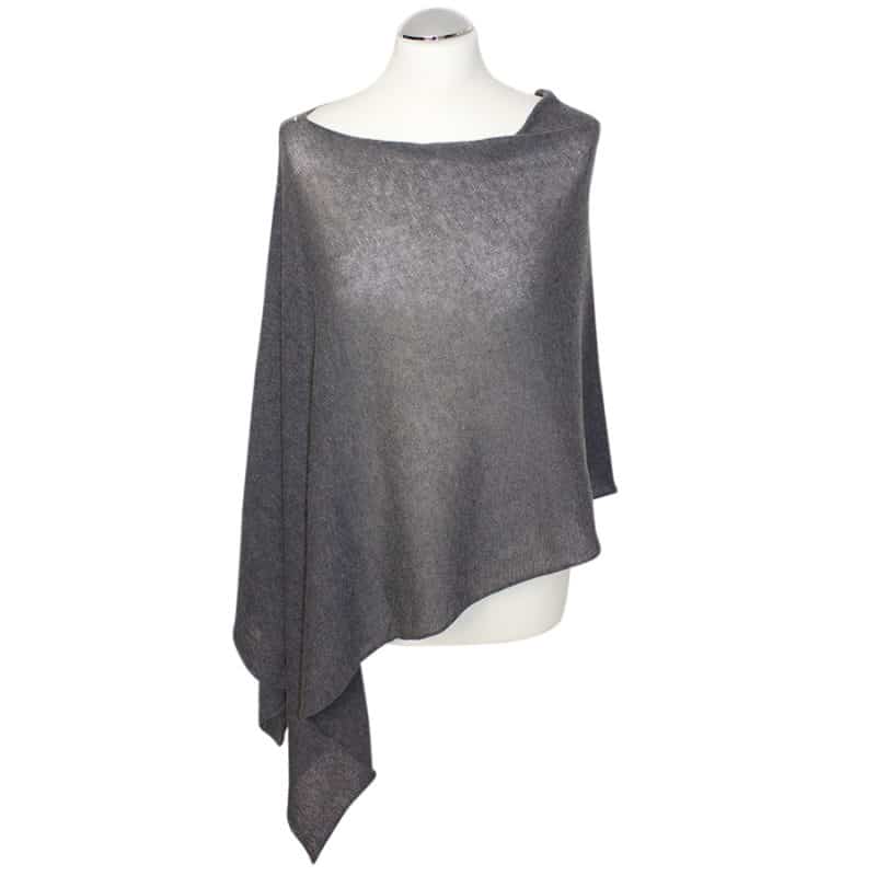 TØRKLÆDE CAPE Grey - Luksus cashmere tørklæde/cape som kan bruges på mange forskellige måder. - Couture de Luxe