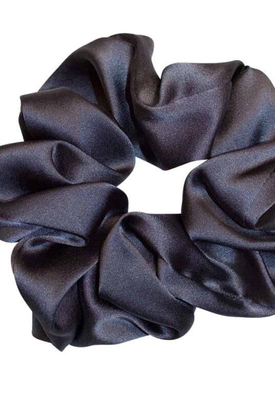 grå scrunchie af silke no waste produktion